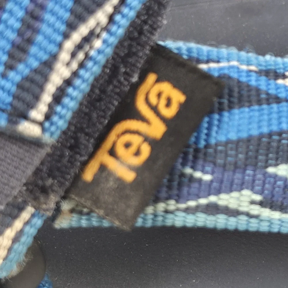 Teva Hurricane XLT2 Big Kids' Size 5 Womens 7 Blue Geometric Print Beach Walking